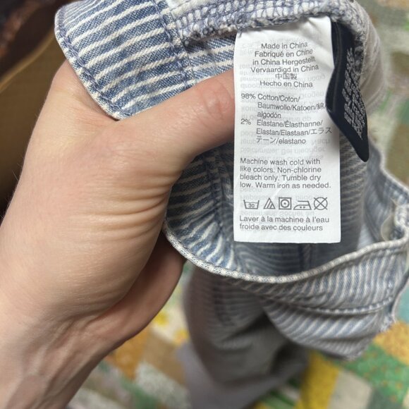 Madewell 10” High-Rise Skinny Cropped Jorts - Picture 6 of 10